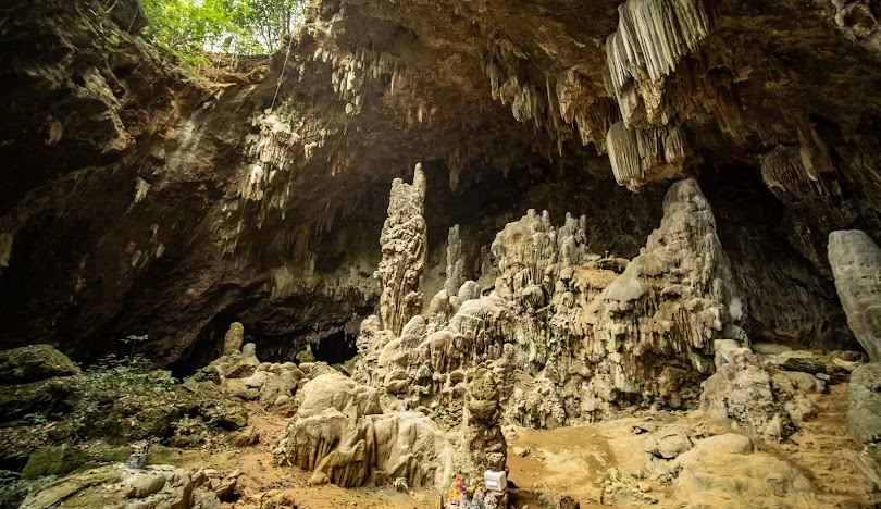 Bicycle Tour Northern Vietnam Hanoi, Mai Chau, Ninh Binh 3 Days